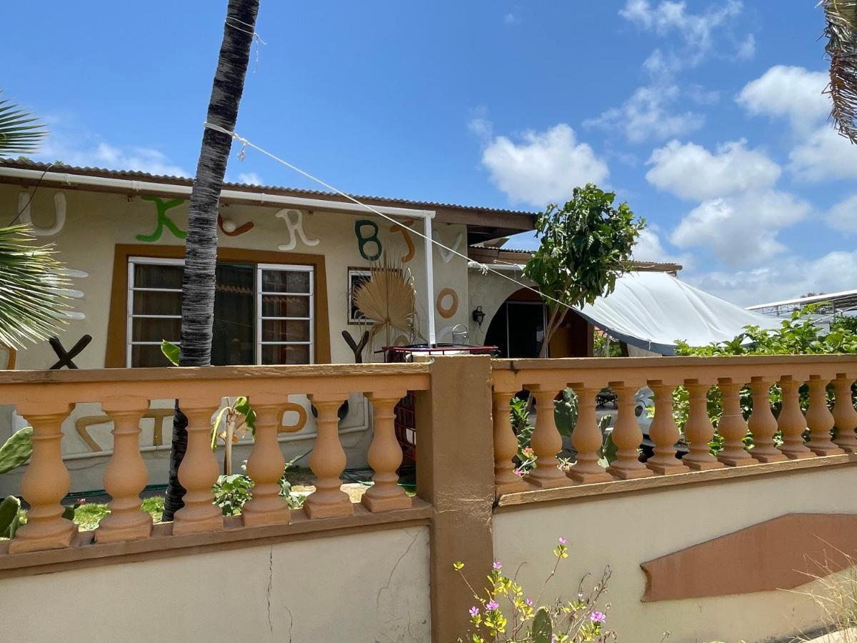 奥拉涅斯塔德Aruba Backpackers公寓 外观 照片
